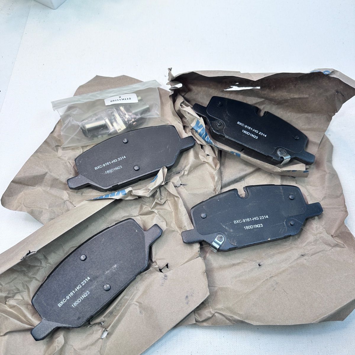 Bendix SBC2314 Premium Ceramic Rear Brake Pads Fits Buick Envision Cadillac XT4 - Photo 10