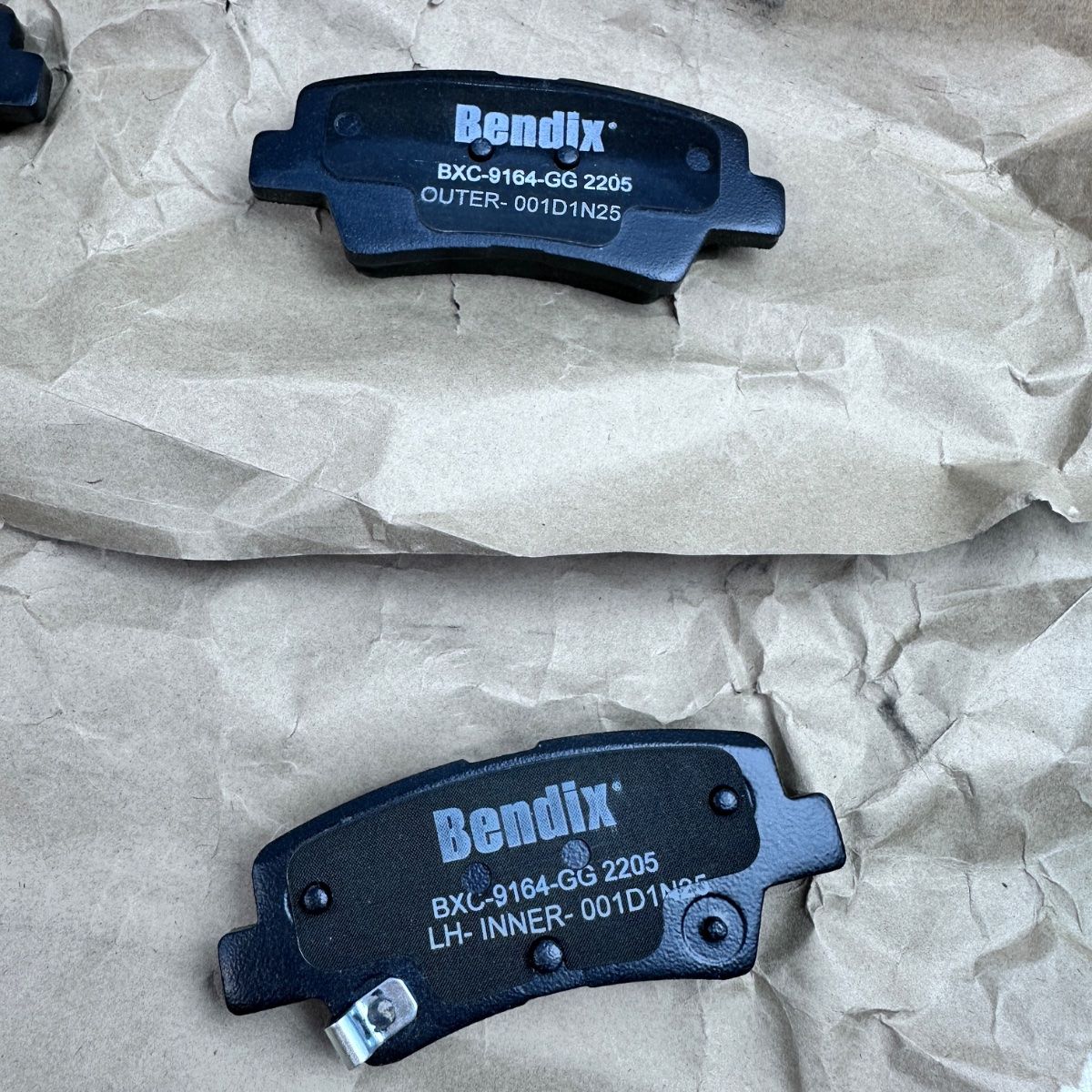 Bendix CFC2205 Ultra Ceramic Rear Pads Fits Toyota Camry Corolla Lexus ES350 - Photo 9