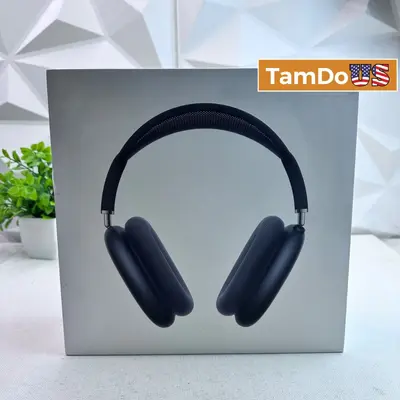 Apple AirPods Max (USB‑C) with Smart Case, Midnight - A3184 | Latest Model at Portable Audio & Headphones in excellent condition