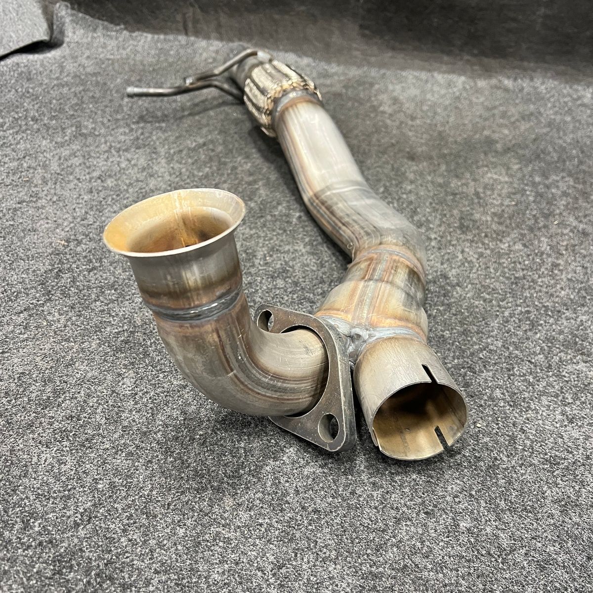 XC3000 Performance Downpipe w/Flex Pipe for Ford Focus RS 2.3L EcoBoost - Photo 3