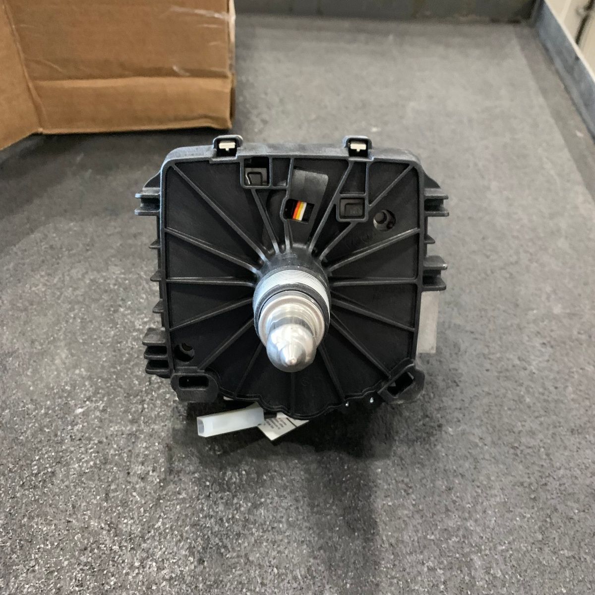 Resideo WW8840B1158 Gas Control Valve NAT GAS 10" W.C. Outlet 1/2 PSI Heater - Photo 9