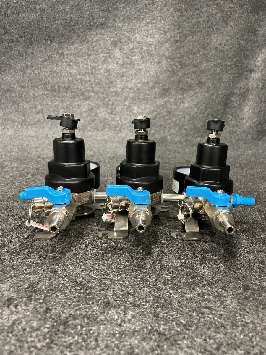 UBC 3-Way CO2 Secondary Regulator 0–60 PSI Draft Beer Beverage Dispensing - Photo 3