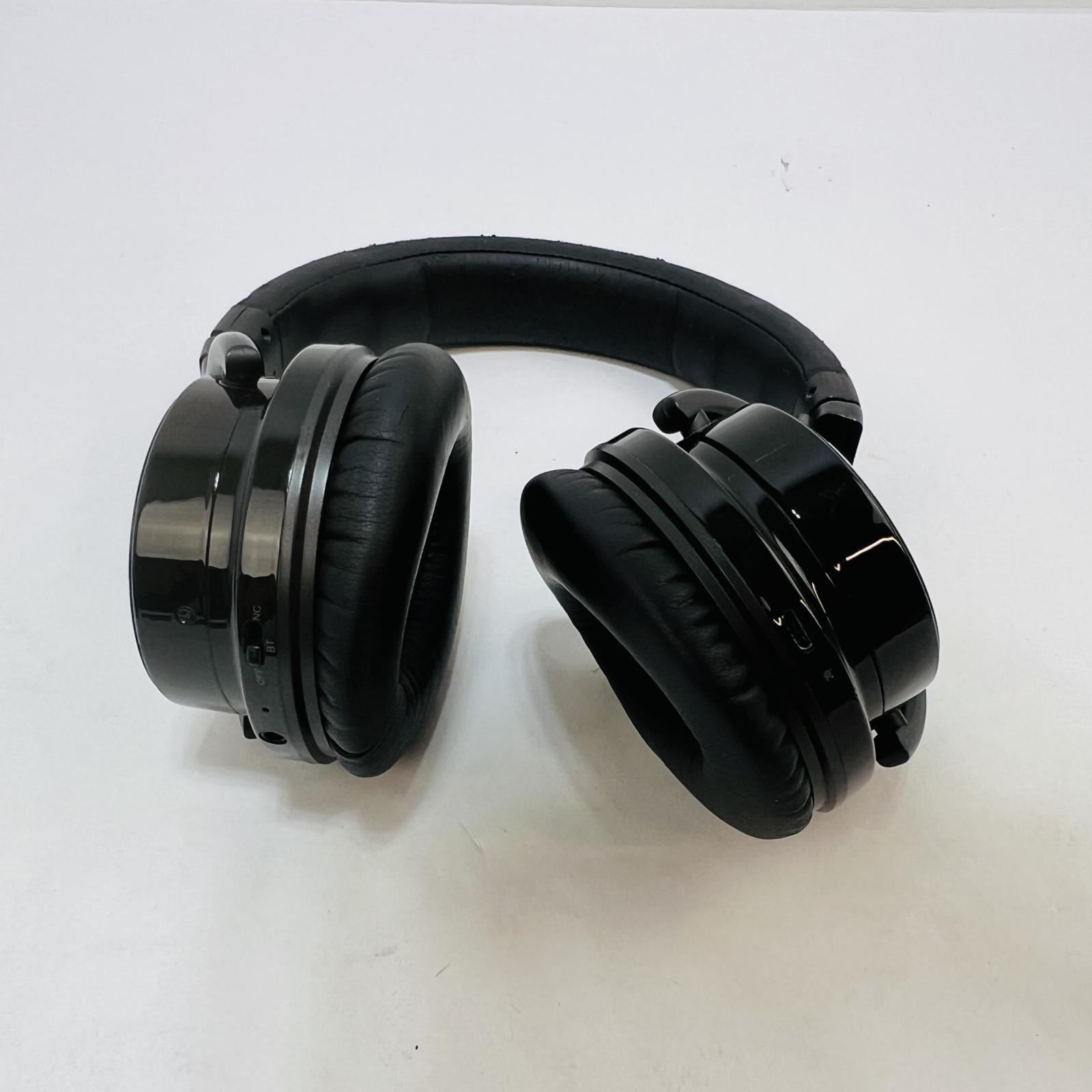 Cowin Bluetooth Over-Ear Headphones with Hard Case - Photo 3