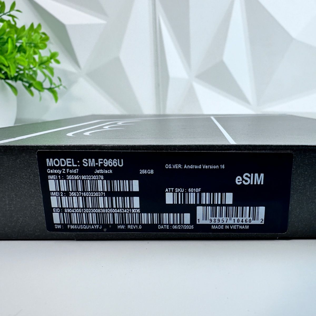 Samsung Galaxy Z Fold7 (SM-F966U) 256GB | JetBlack | AT&T LOCKED - Photo 8