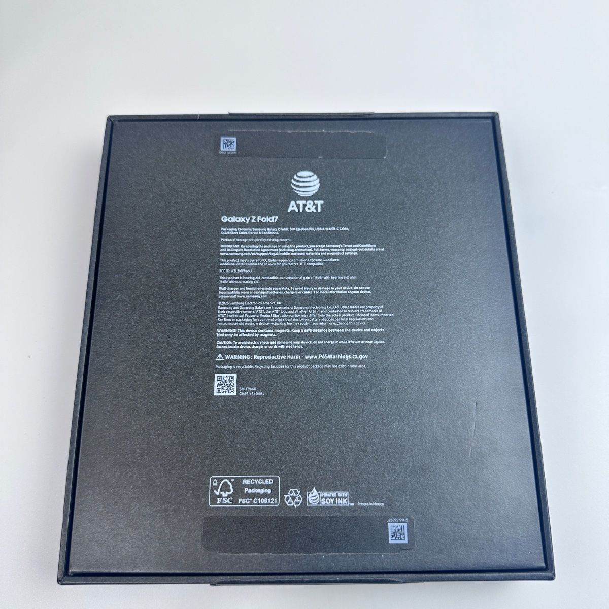 Samsung Galaxy Z Fold7 (SM-F966U) 256GB | JetBlack | AT&T LOCKED - Photo 9