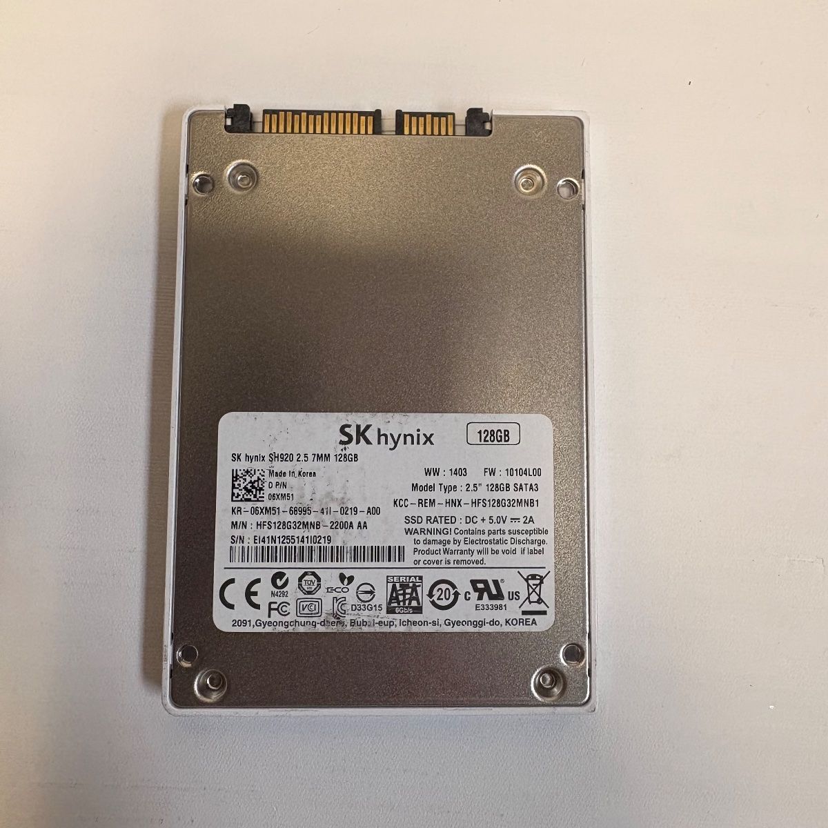 SK hynix SH920 128GB SSD SATA 2.5" 6Gb/s Internal Solid State Drive - Photo 2