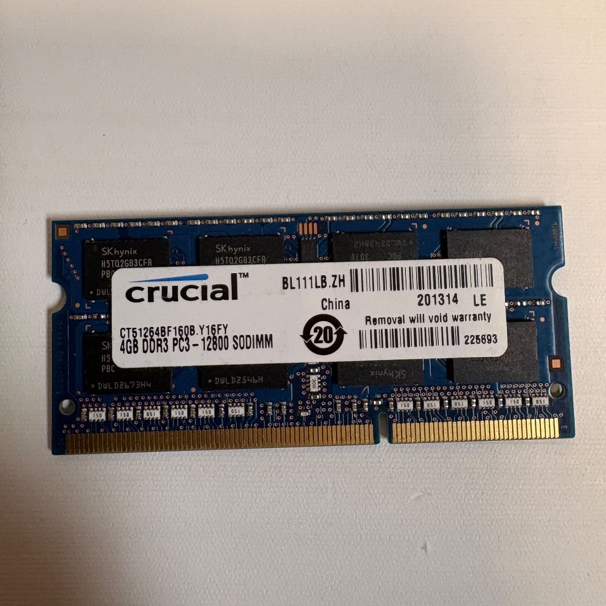 Crucial 4GB DDR3 1600MHz SO-DIMM Laptop Memory PC3-12800 - Photo 2
