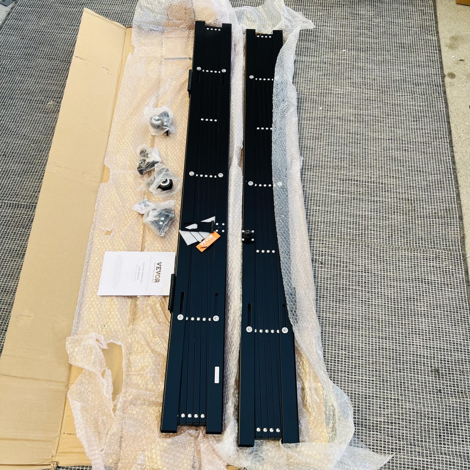 VEVOR Folding Door Gate Adjustable Security Gate - Photo 2