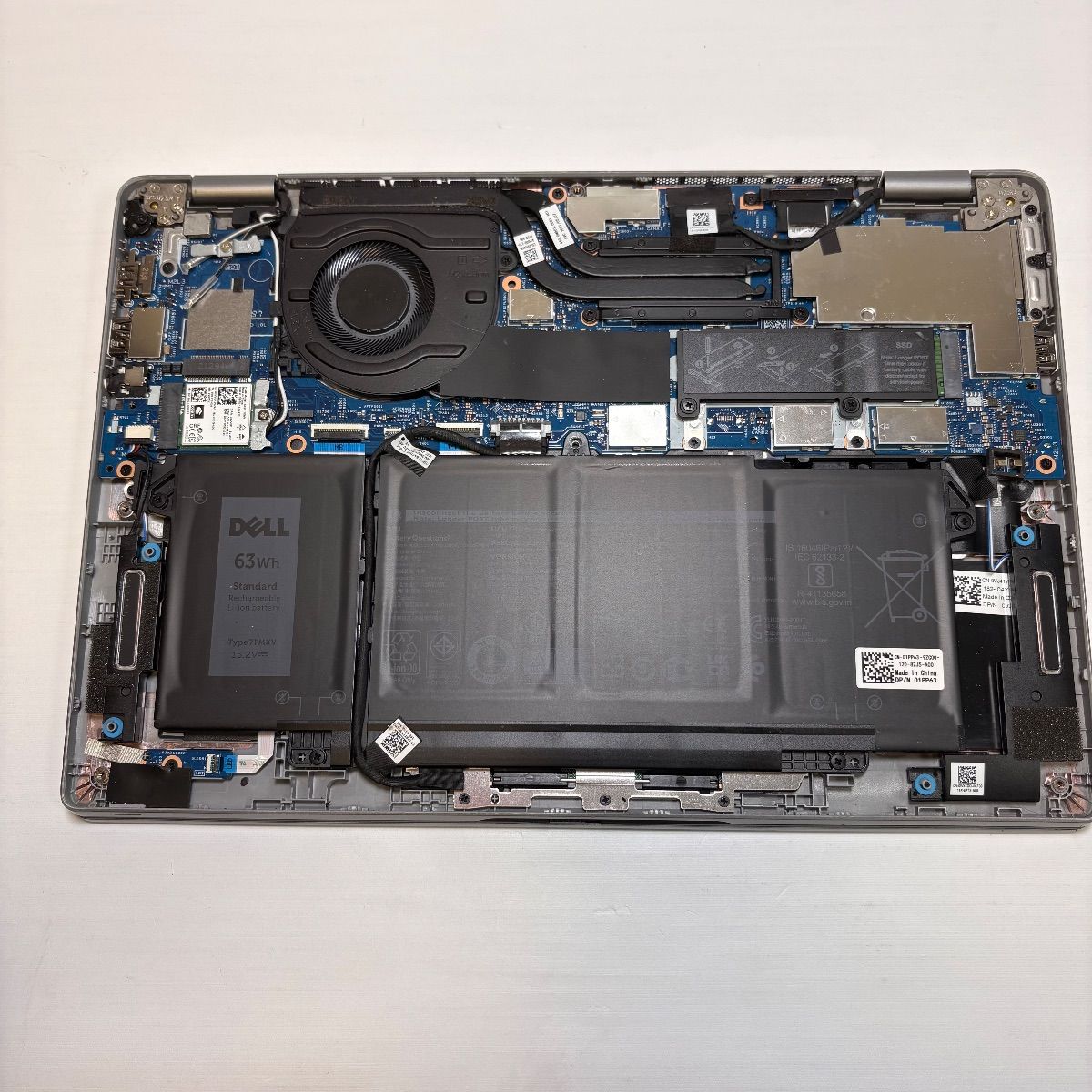 DELL Latitude 5320 Laptop, 13.3" FHD, i7-1185G7, 16GB - Photo 9