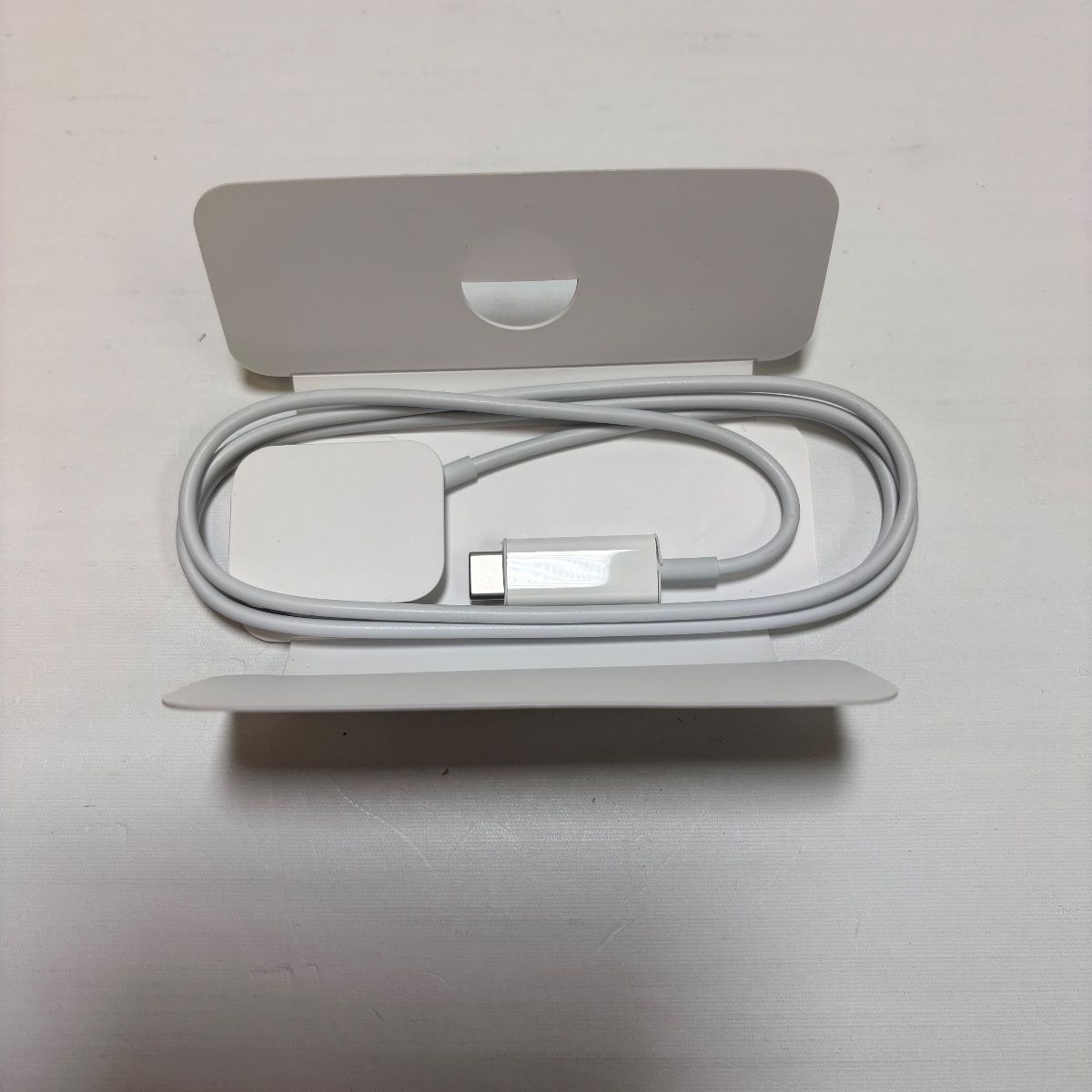Original Apple Watch USB-C Magnetic Fast Charging Cable 1M, White - Photo 2