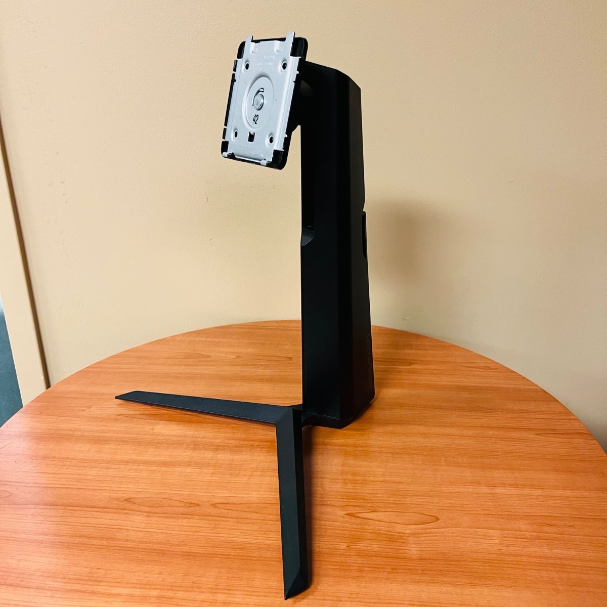 LG UltraGear Monitor Stand Base OEM Replacement w/ VESA Plate - Photo 4