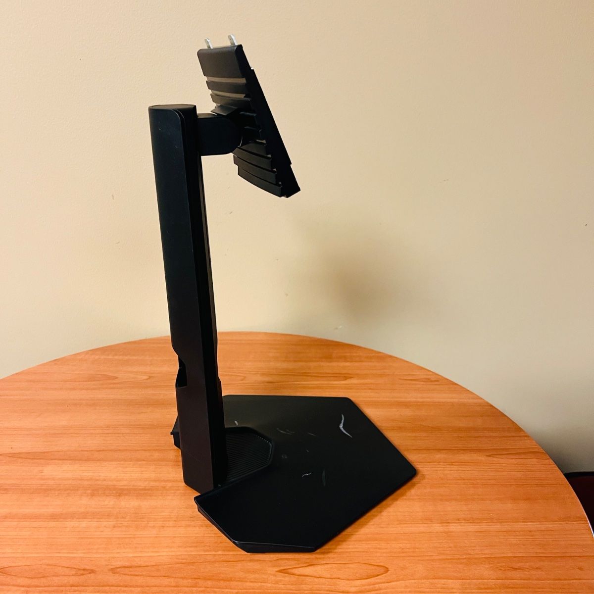 Dell S3222DGM 32" Monitor Stand Base - Photo 2
