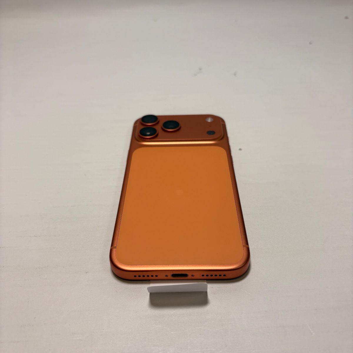 iPhone 17 Pro Max 256GB Cosmic Orange AT&T Locked - Photo 3