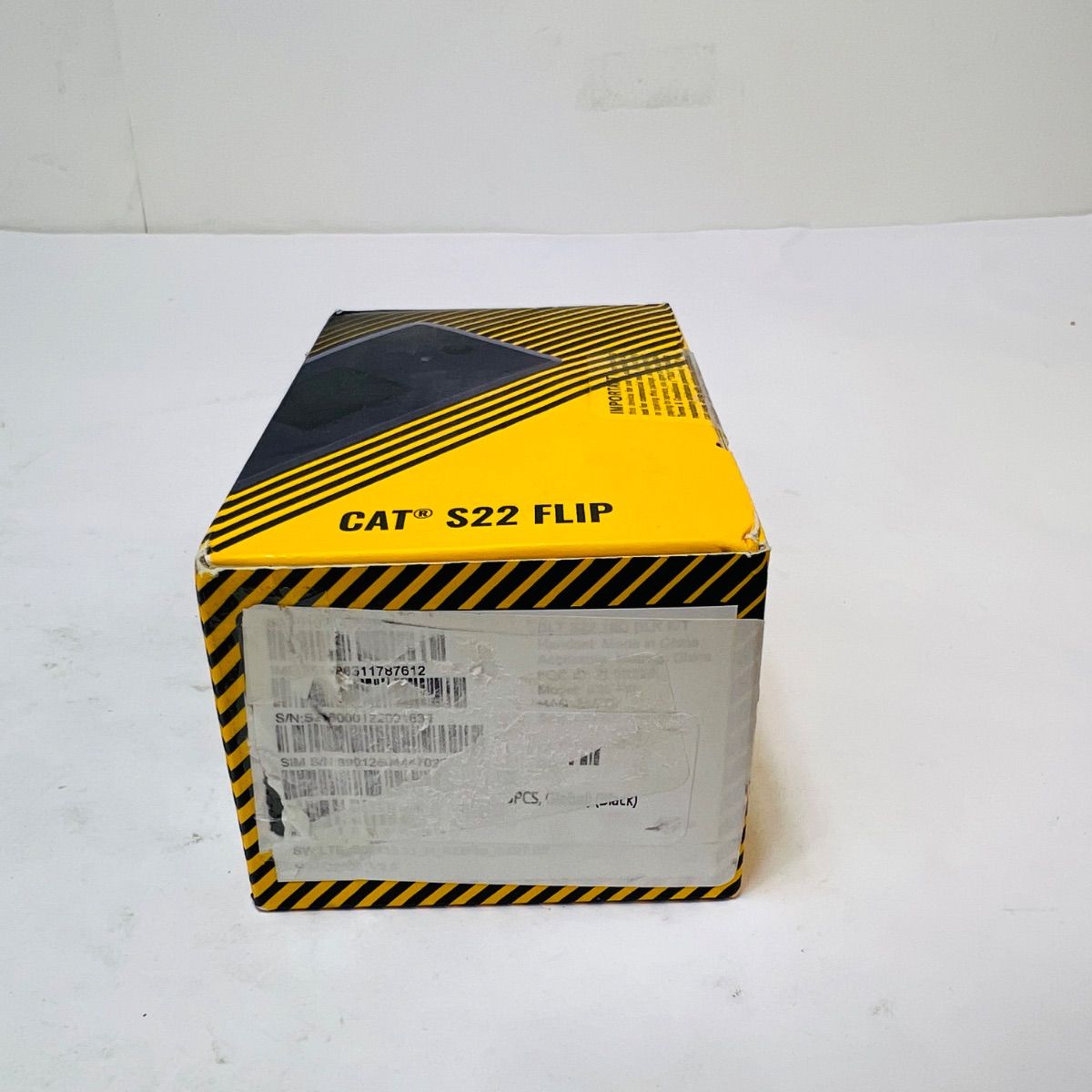 Cat S22 Rugged Flip Phone, 16GB, T-Mobile Locked - Photo 3