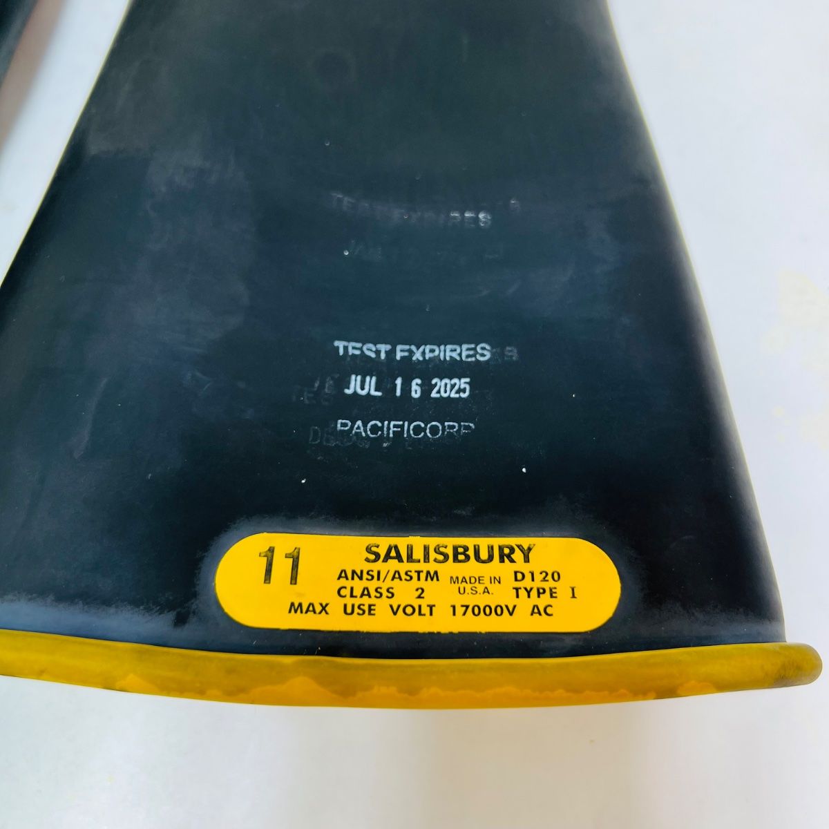 Salisbury Class 2 Electrical Rubber Gloves Size 11 17kV ANSI ASTM Type I - Photo 4