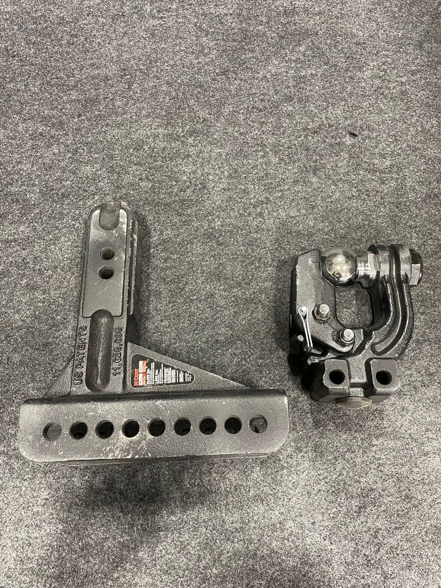 CURT Adjustable Trailer Hitch 20,000 lb 2-5/16" Ball 2" Receiver - Photo 2