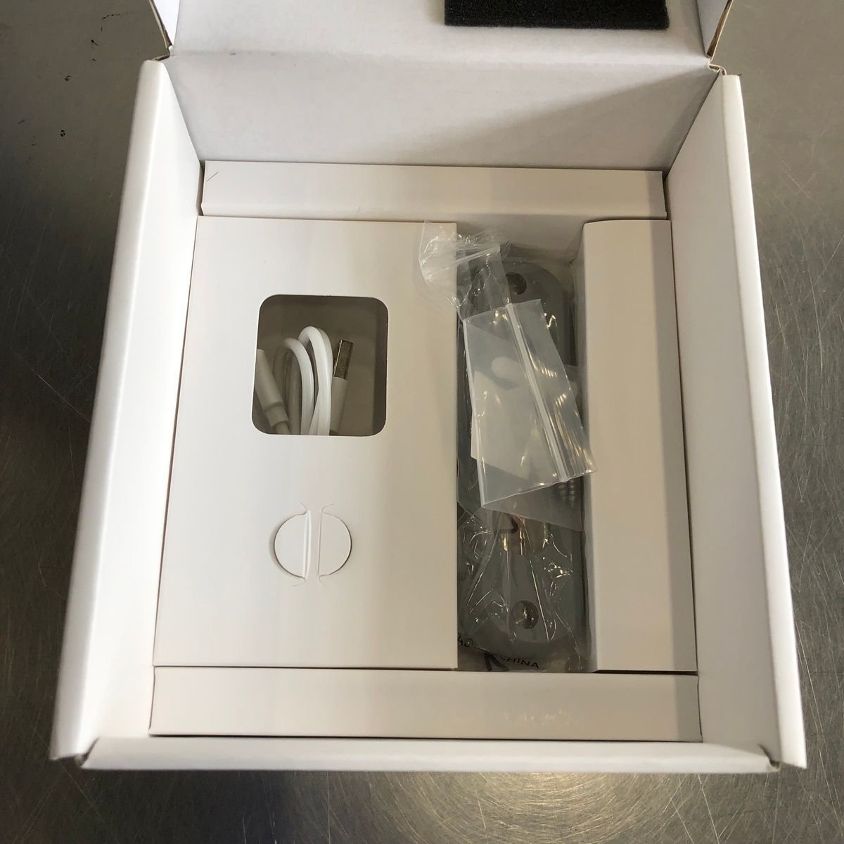 Arlo 2K Video Doorbell 2nd Gen, Battery/Wired, Chime 2 Included, White - Photo 3