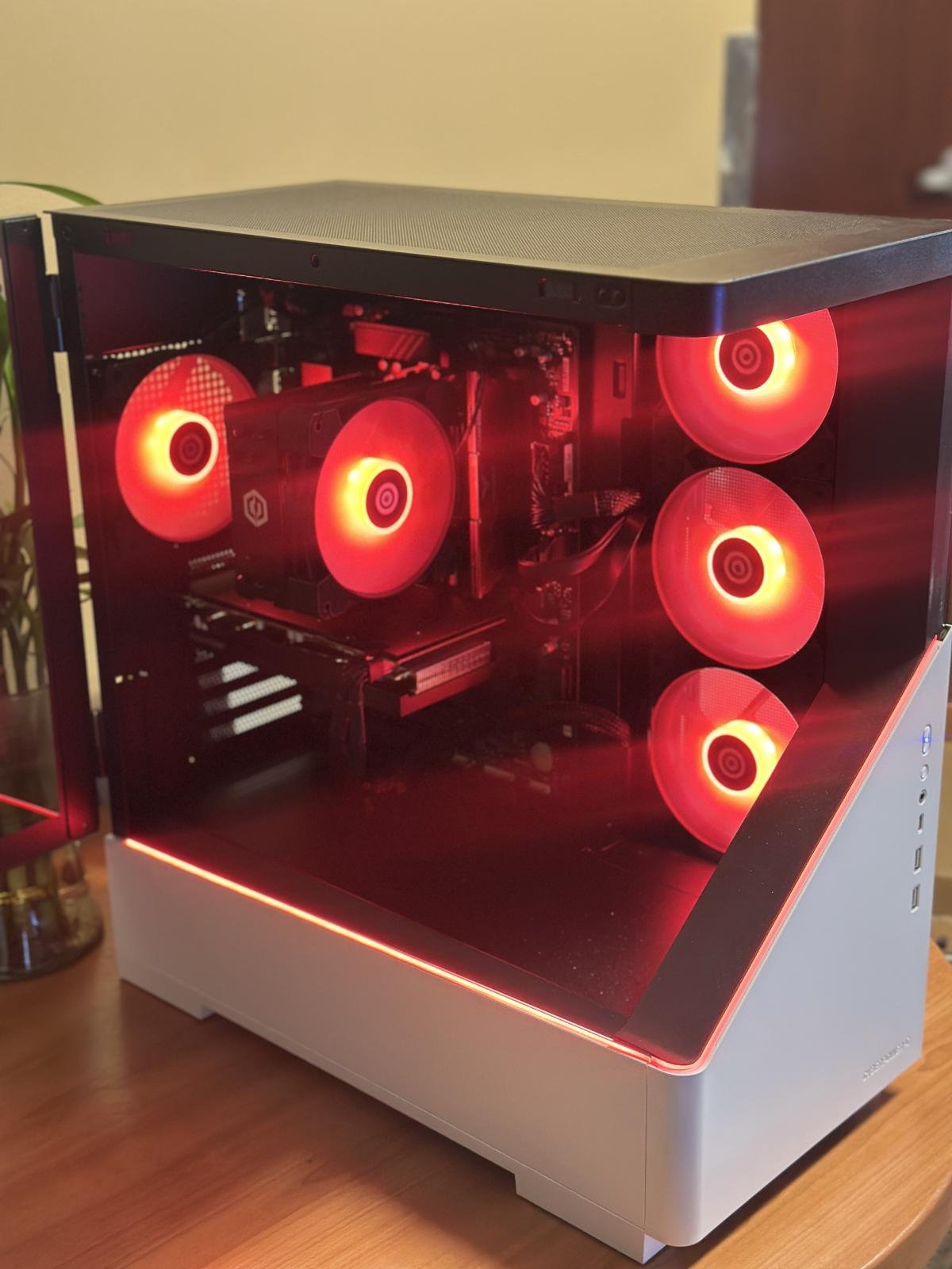 CyberPowerPC Gaming Desktop, Ryzen 7 8700F, 16GB DDR5, 1TB, RX 7600 8GB - Photo 8