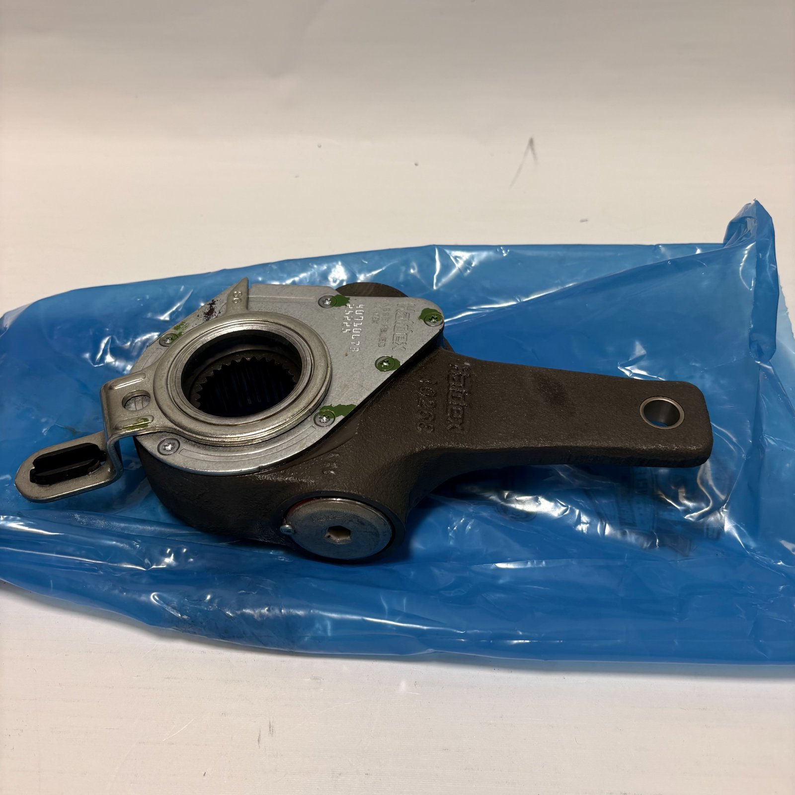 Haldex 40010212 Auto Brake Adjuster Kit for Truck & Trailer - Photo 2