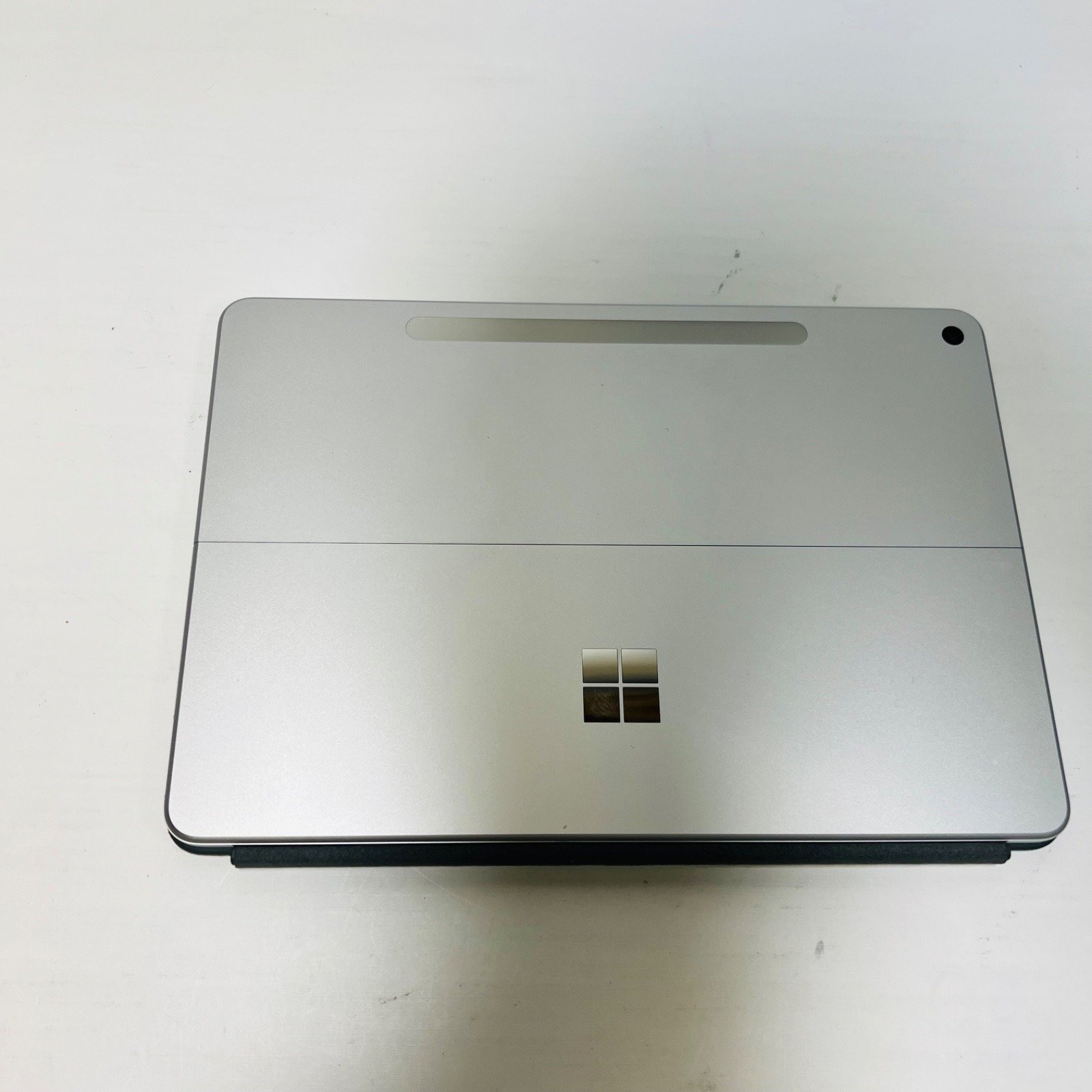 Microsoft Surface Pro Copilot+PC 12", Snapdragon X Plus, 16GB, 256GB + Keyboard - Photo 2