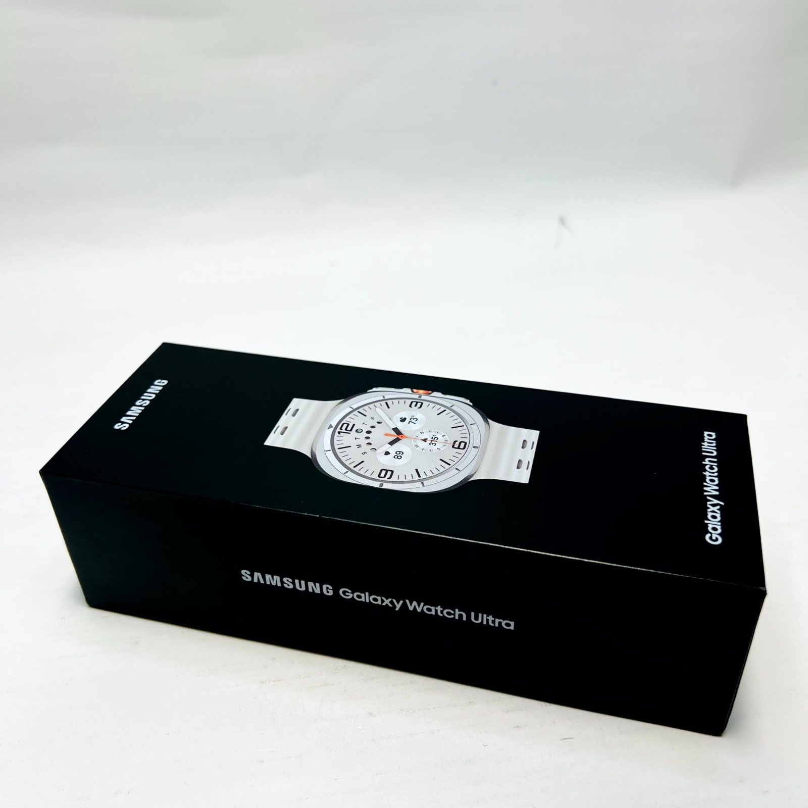 Samsung Galaxy Watch Ultra Titanium Smartwatch 47mm LTE Titanium White (2025) - Photo 13