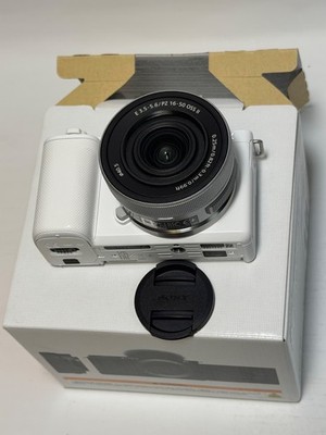 Sony ZV-E10 Mirrorless Camera with 16-50mm f/3.5-5.6 OSS II Lens Kit - White/WQ - Photo 5