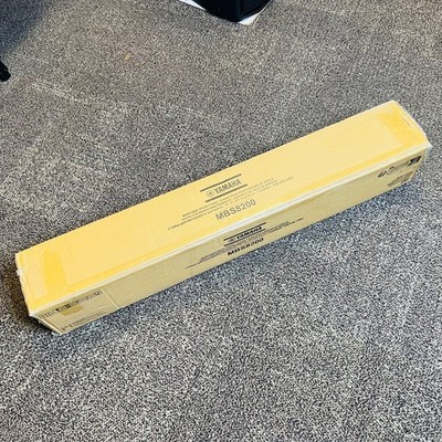 Yamaha MBS-8200 Field Corps Marching Bass Drum Stand, Heavy Duty - Silver - Photo 2